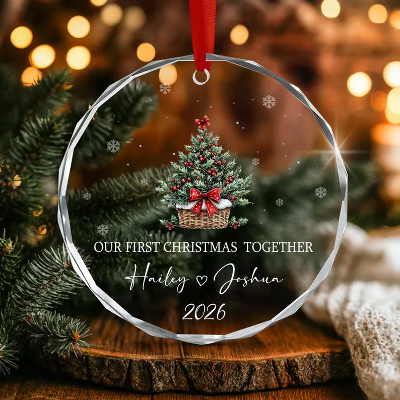 Couple Christmas Tree Glass Ornament 2026