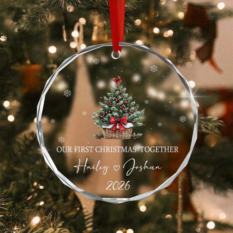 Couple Christmas Tree Glass Ornament 2026