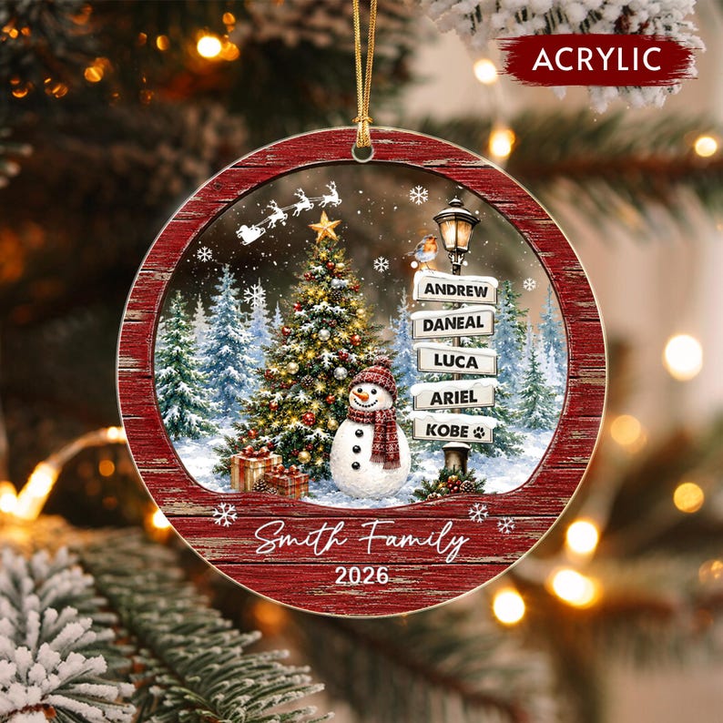 Family & Pet Signpost Crystal Glass Ornament