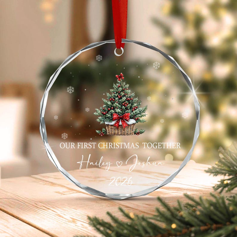 Couple Christmas Tree Glass Ornament 2026
