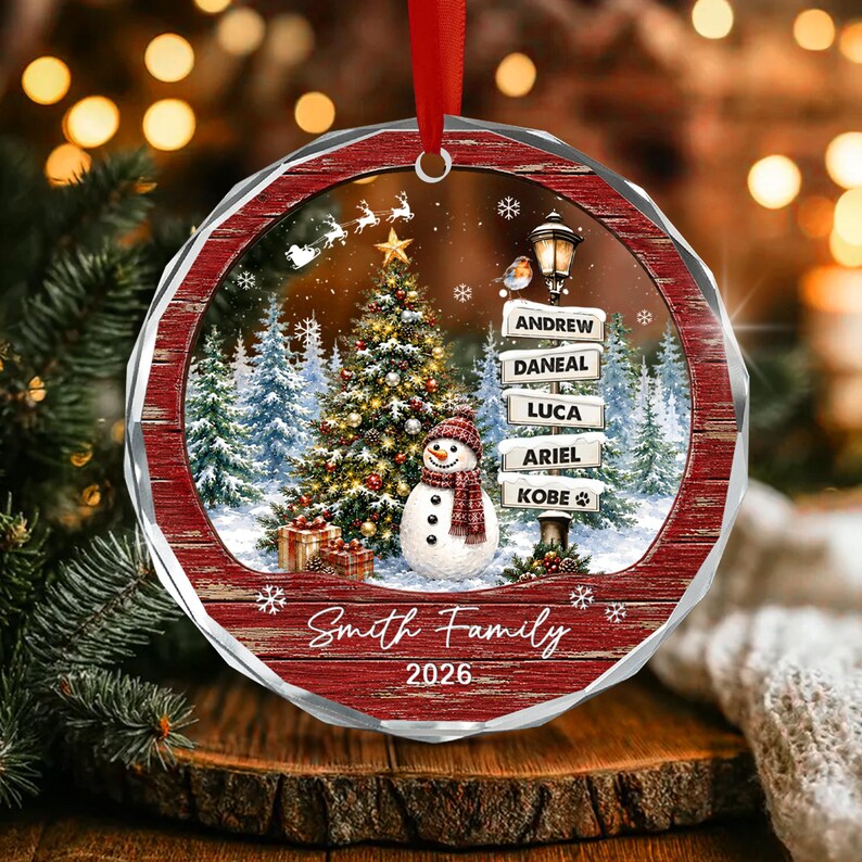 Family & Pet Signpost Crystal Glass Ornament