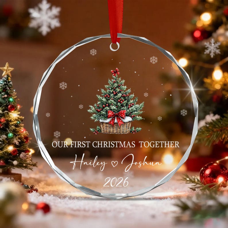 Couple Christmas Tree Glass Ornament 2026